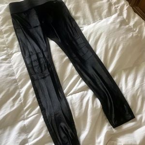 Koral moto leggings size small
